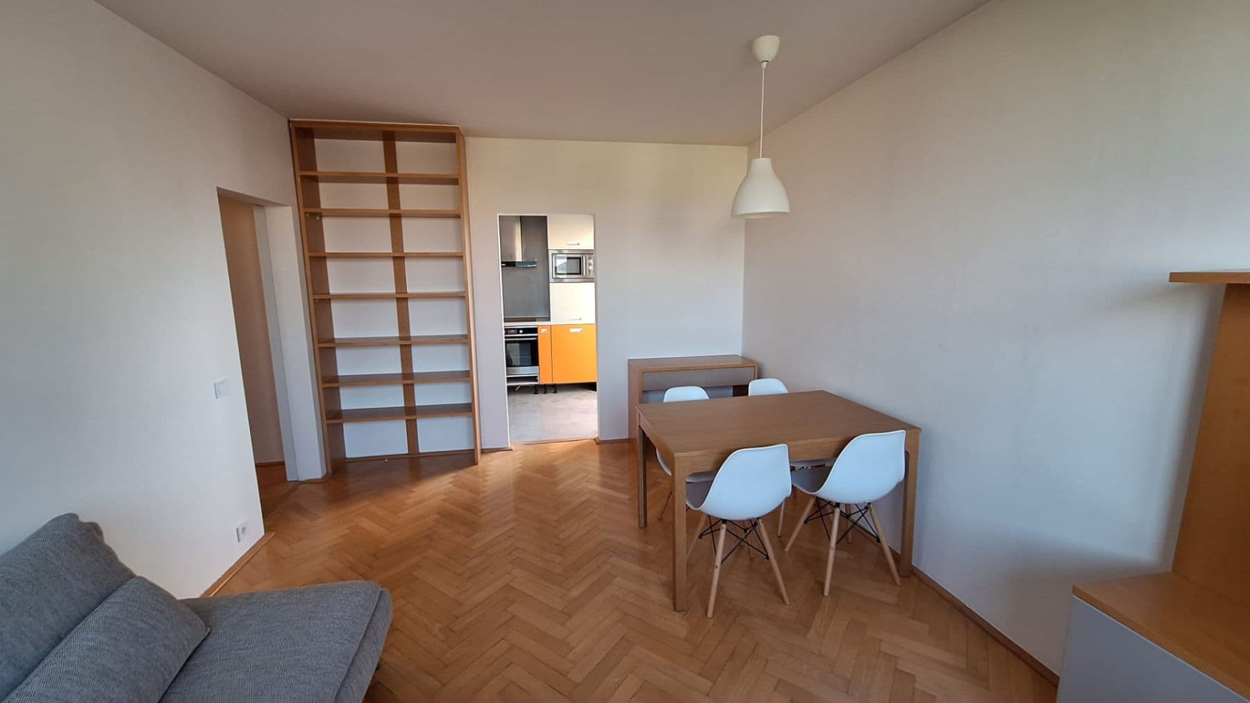 3 bedroom flat to rent, 67 m², Loosova, Brno, Jihomoravský Region 3 bedroom flat to rent, 67 m², Loosova, Brno, Jihomoravský Region