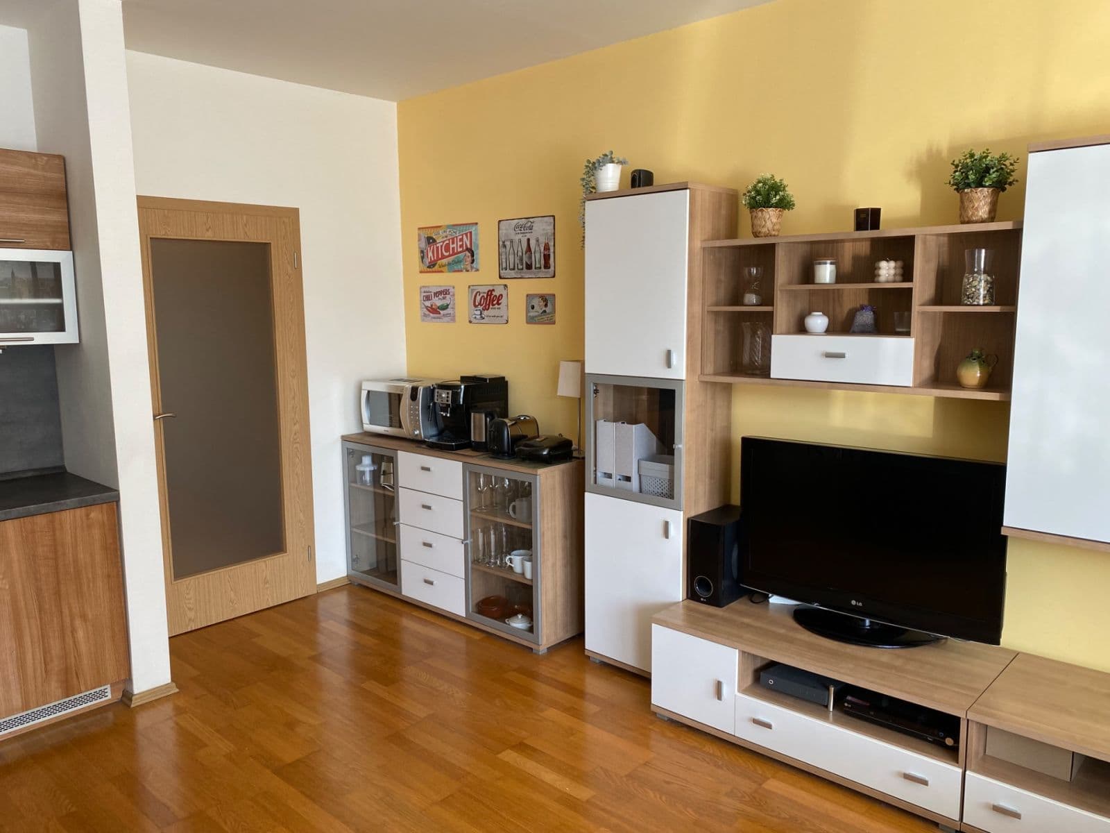 Studio flat for sale, 38 m², Drahobejlova, Prague, Prague Studio flat for sale, 38 m², Drahobejlova, Prague, Prague