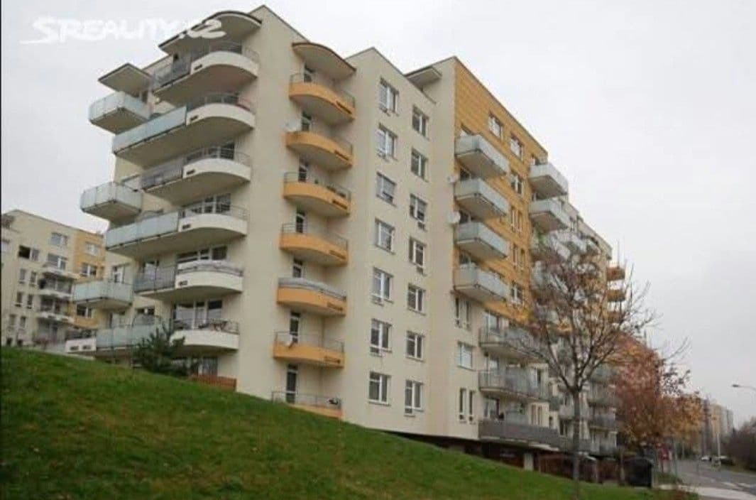 Studio flat to rent, 45 m², Zrzavého, Prague, Prague Studio flat to rent, 45 m², Zrzavého, Prague, Prague