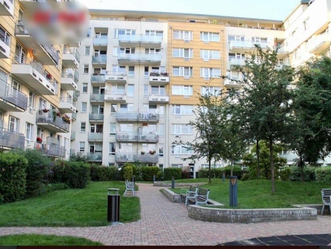 Studio flat to rent, 45 m², Zrzavého, Prague, Prague Studio flat to rent, 45 m², Zrzavého, Prague, Prague