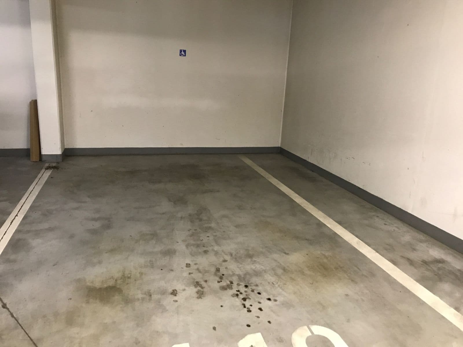 garage to rent, 25 m², Za Valem, Prague, Prague garage to rent, 25 m², Za Valem, Prague, Prague