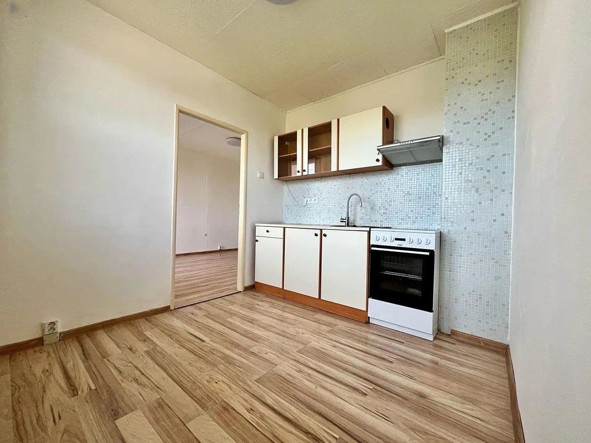 1 bedroom flat for sale, 34 m², Bezejmenná, Bílina, Ústecký Region 1 bedroom flat for sale, 34 m², Bezejmenná, Bílina, Ústecký Region