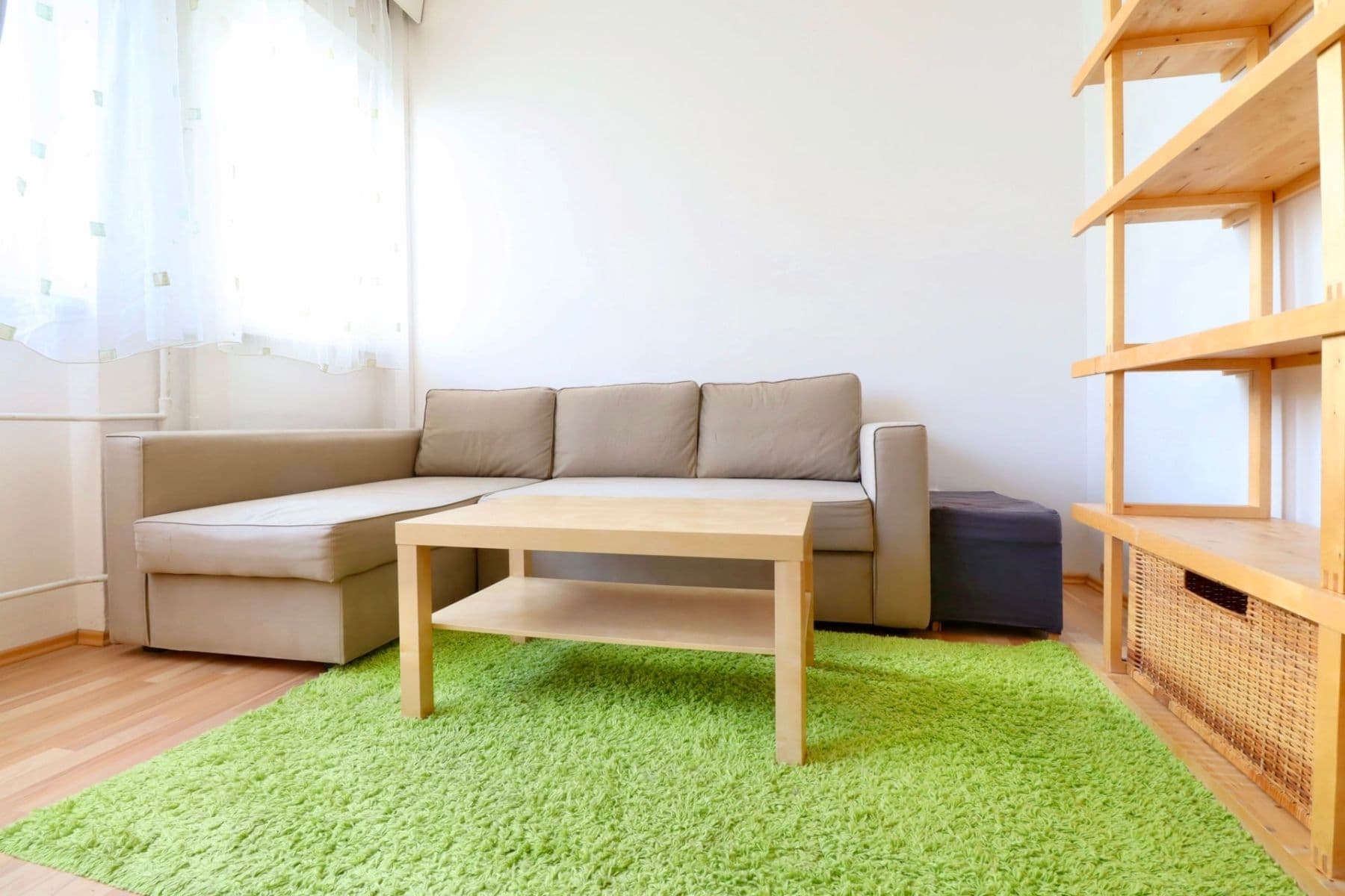 1 bedroom with open-plan kitchen flat to rent, 46 m², U bazénu, Prague, Prague 1 bedroom with open-plan kitchen flat to rent, 46 m², U bazénu, Prague, Prague