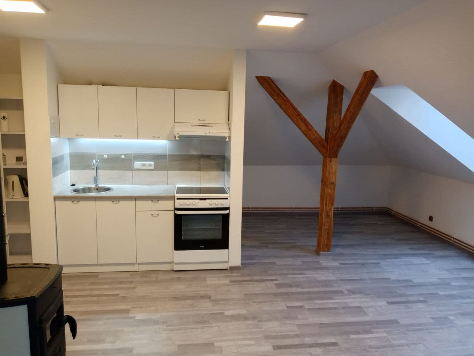 1 bedroom with open-plan kitchen flat for sale, 77 m², Sklenářka, Hořovice, Středočeský Region 1 bedroom with open-plan kitchen flat for sale, 77 m², Sklenářka, Hořovice, Středočeský Region