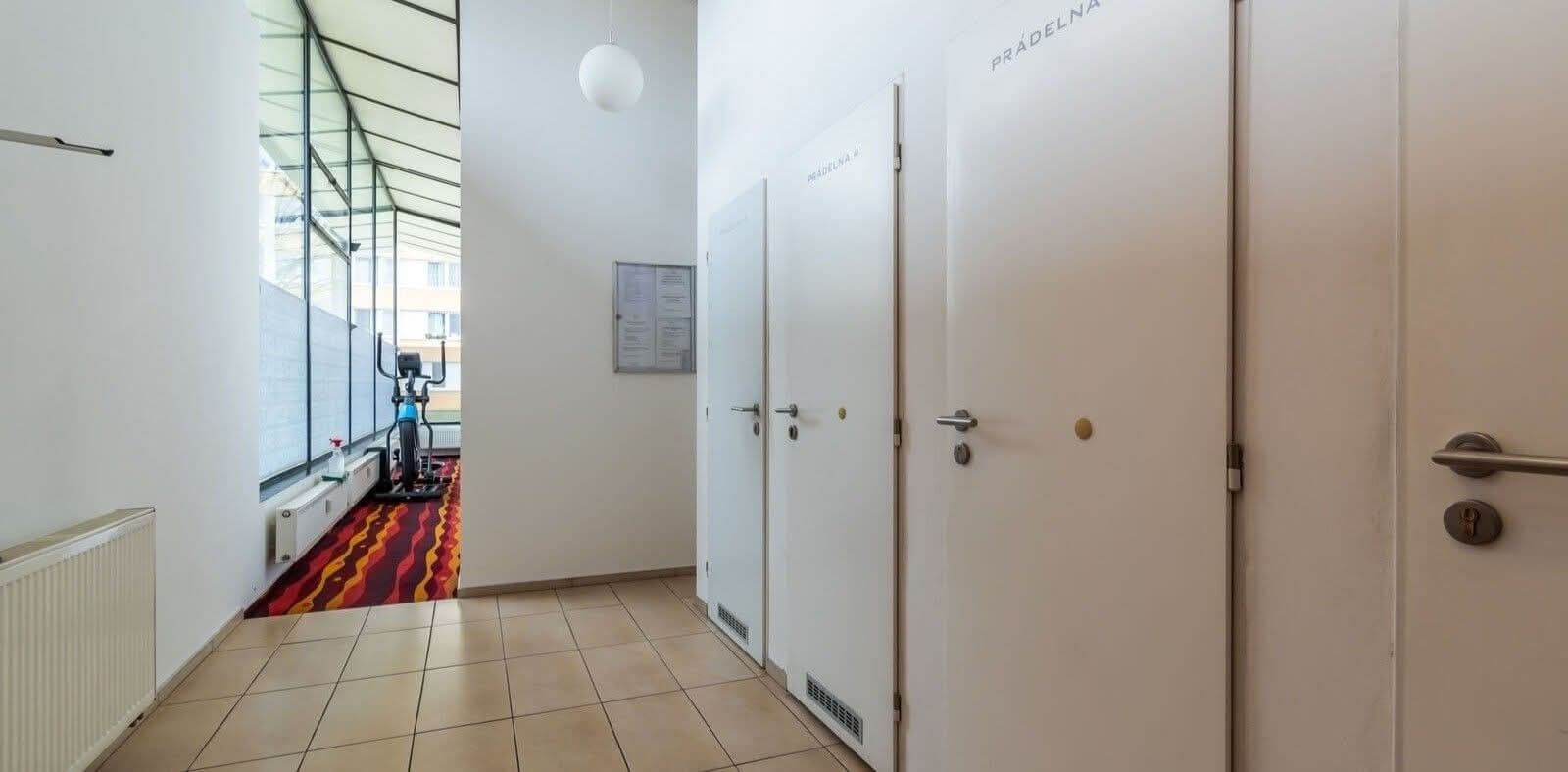Studio flat to rent, 36 m², Molákova, Prague, Prague Studio flat to rent, 36 m², Molákova, Prague, Prague