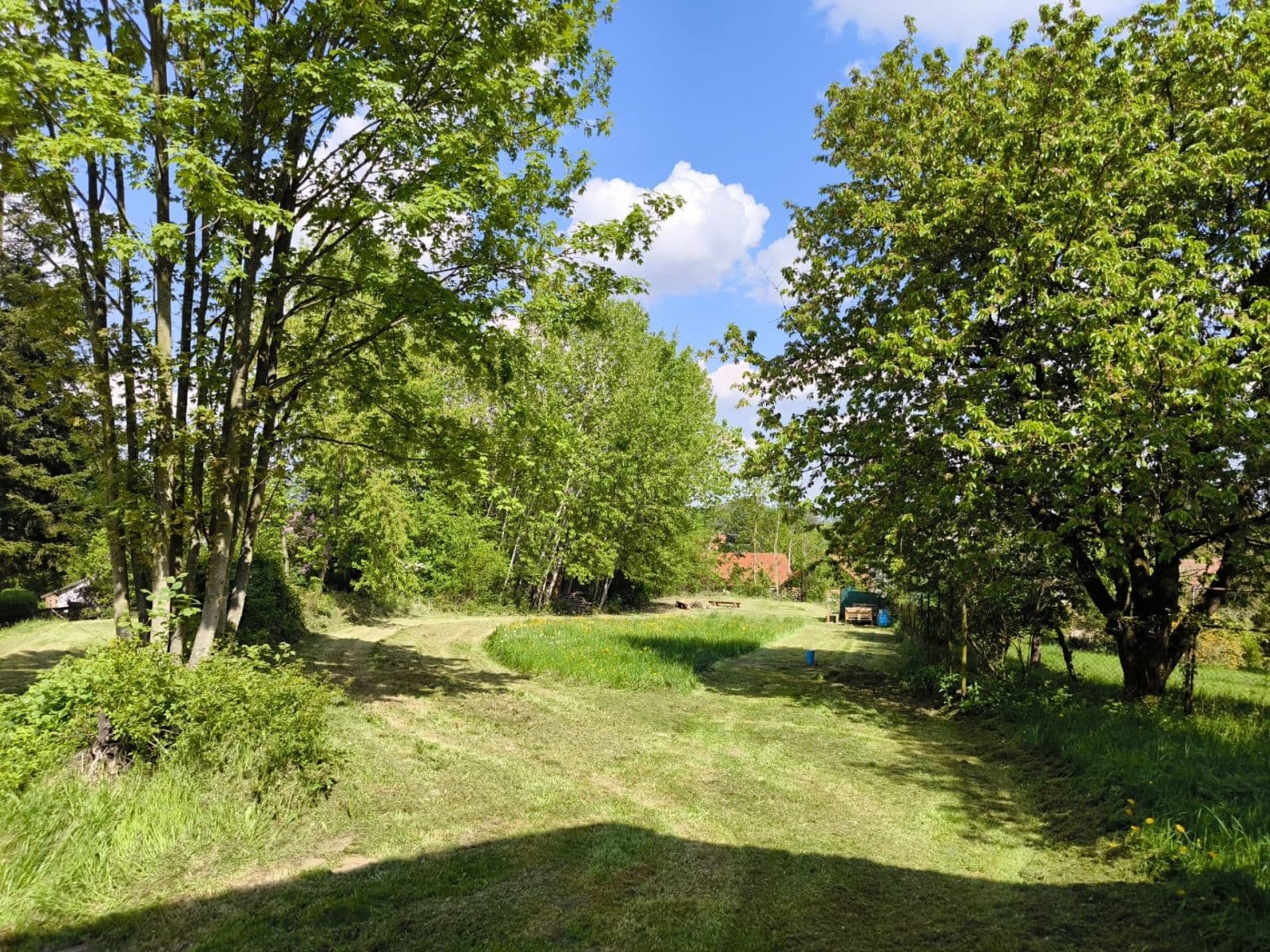 plot to rent, 1,500 m², Maršovice, Středočeský Region plot to rent, 1,500 m², Maršovice, Středočeský Region