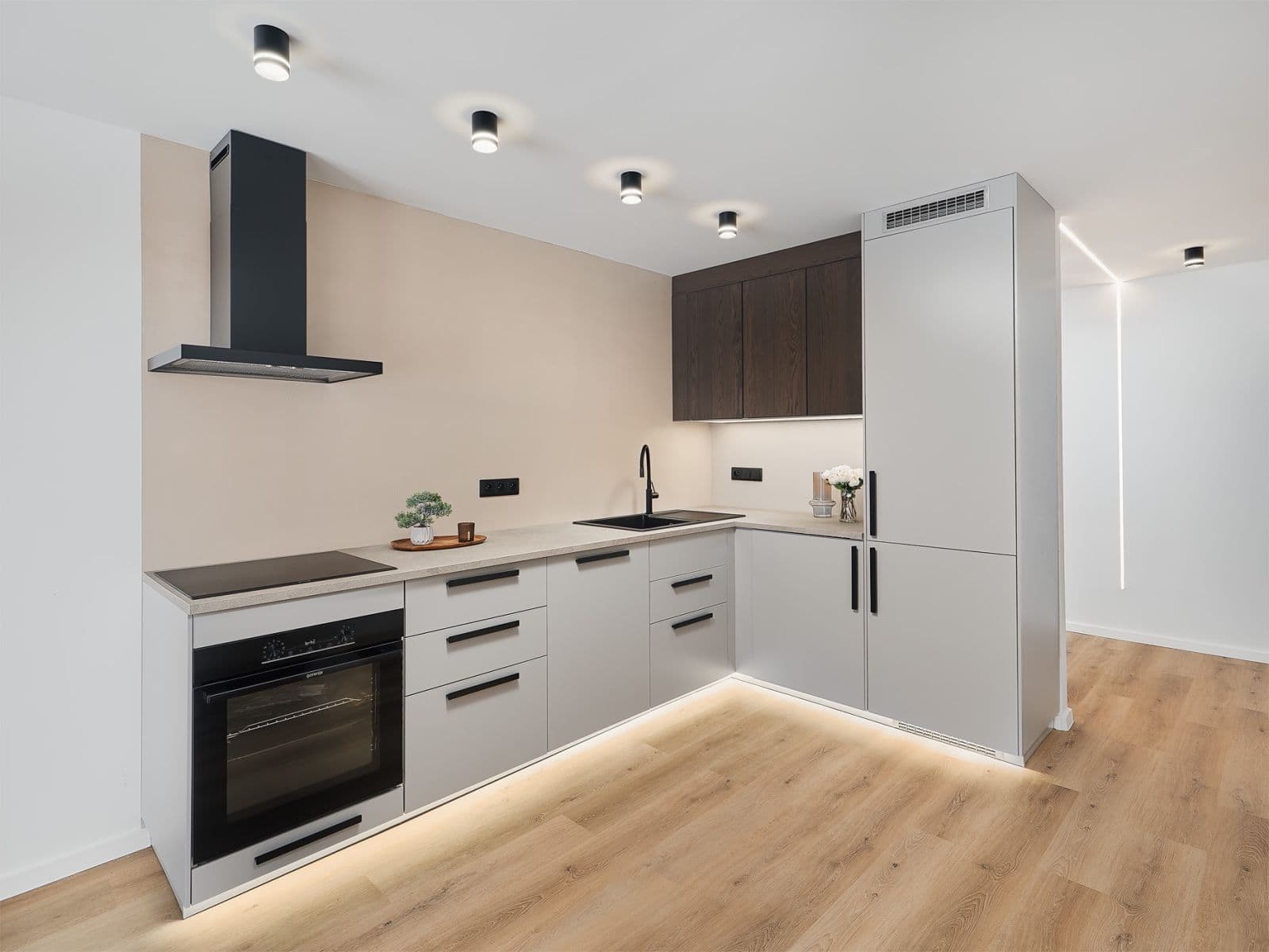 3 bedroom with open-plan kitchen flat for sale, 84 m², Janského, Prague, Prague 3 bedroom with open-plan kitchen flat for sale, 84 m², Janského, Prague, Prague