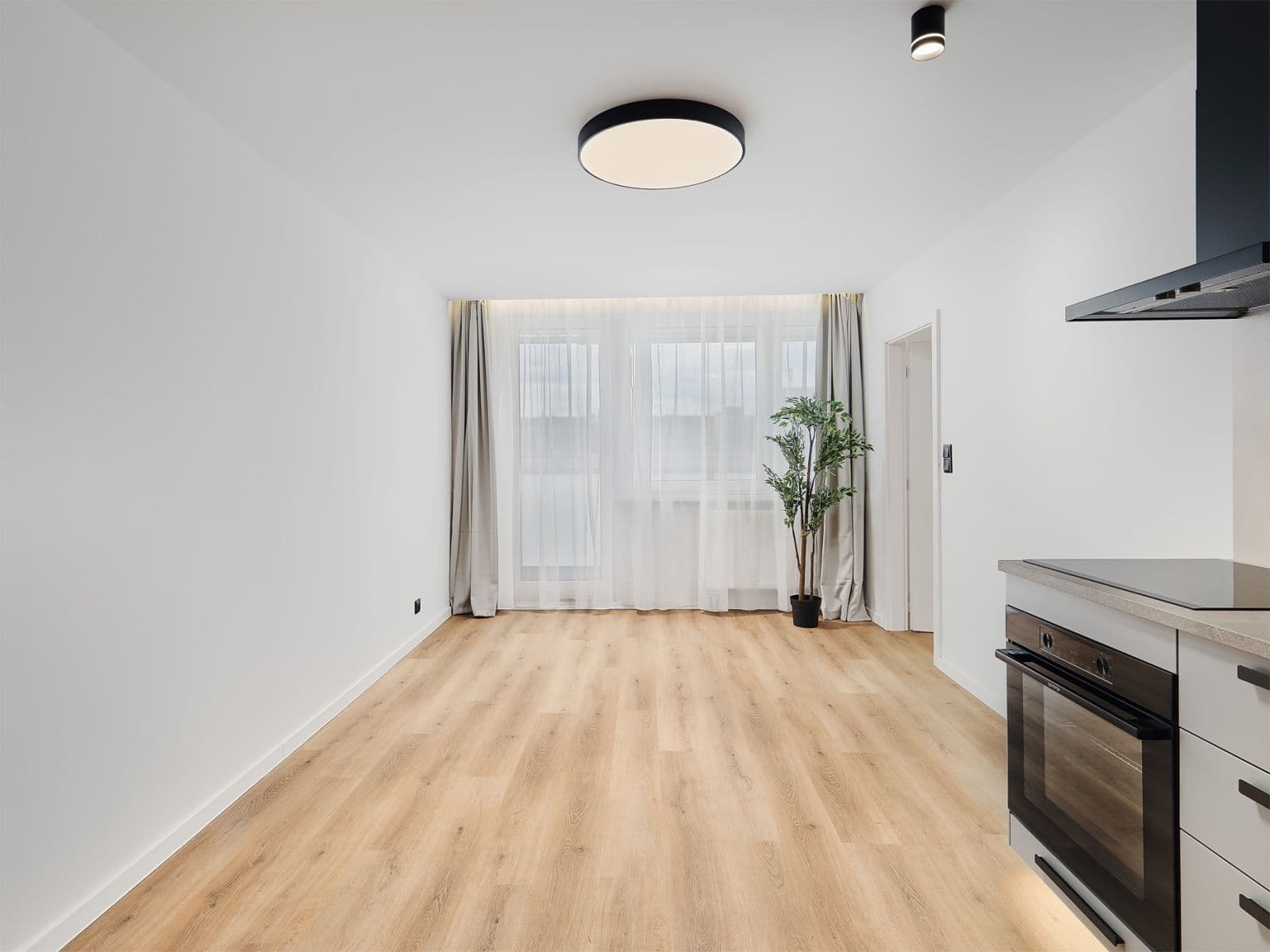 3 bedroom with open-plan kitchen flat for sale, 84 m², Janského, Prague, Prague 3 bedroom with open-plan kitchen flat for sale, 84 m², Janského, Prague, Prague