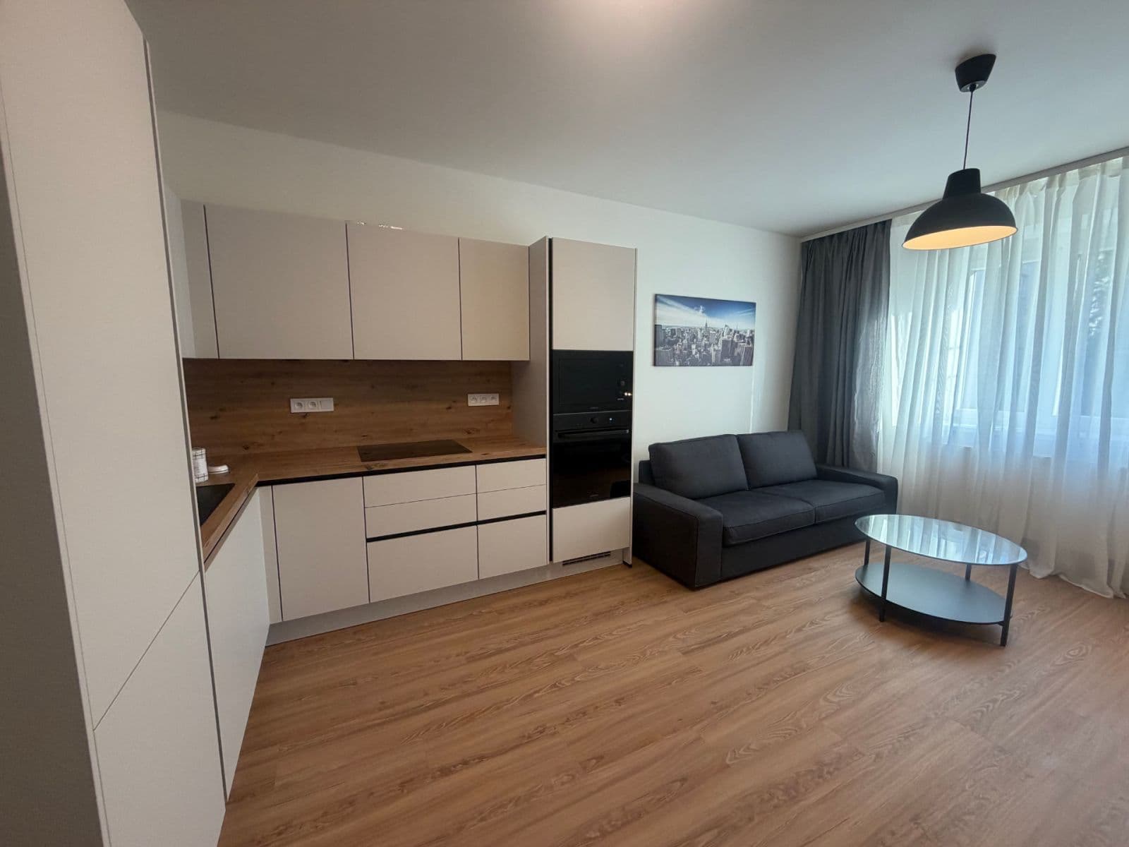 2 bedroom with open-plan kitchen flat to rent, 87 m², U Jezerky, Prague, Prague 2 bedroom with open-plan kitchen flat to rent, 87 m², U Jezerky, Prague, Prague