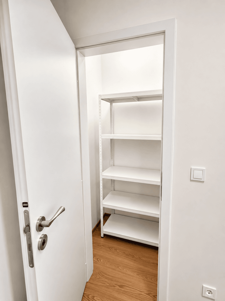 2 bedroom with open-plan kitchen flat to rent, 87 m², U Jezerky, Prague, Prague 2 bedroom with open-plan kitchen flat to rent, 87 m², U Jezerky, Prague, Prague