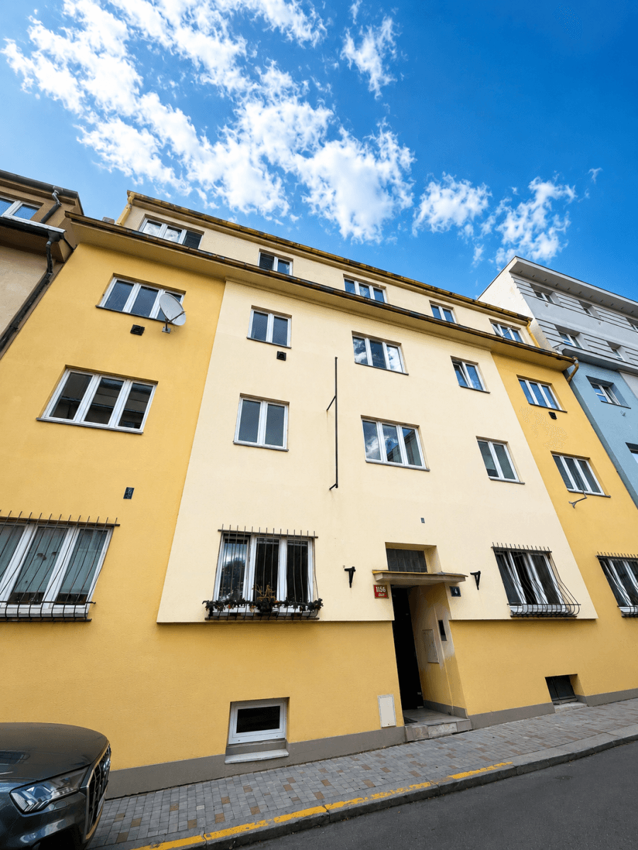 2 bedroom with open-plan kitchen flat to rent, 87 m², U Jezerky, Prague, Prague 2 bedroom with open-plan kitchen flat to rent, 87 m², U Jezerky, Prague, Prague