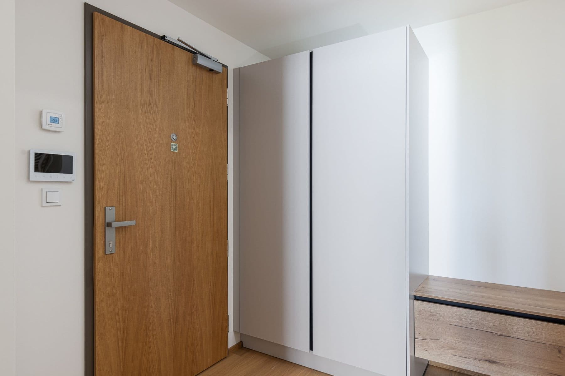 Studio flat to rent, 36 m², V třešňovce, Prague, Prague Studio flat to rent, 36 m², V třešňovce, Prague, Prague