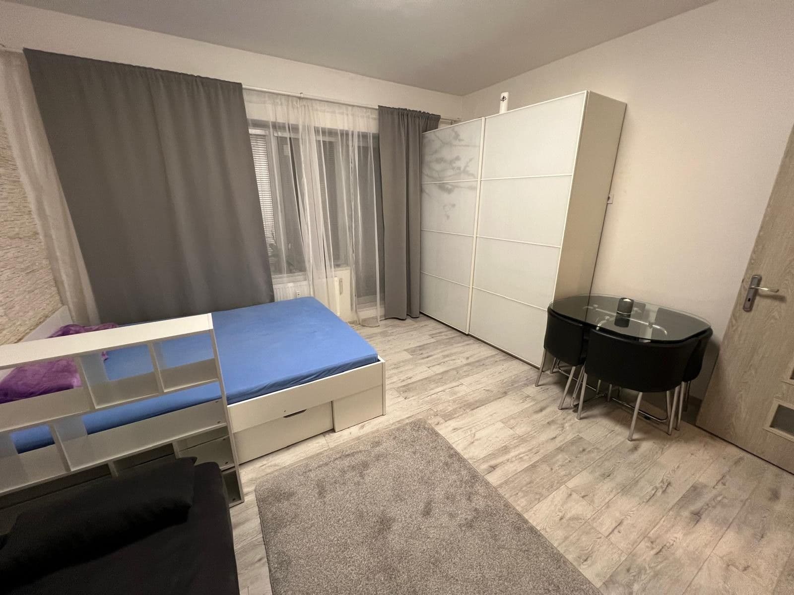 Studio flat to rent, 36 m², Krakovská, Prague, Prague Studio flat to rent, 36 m², Krakovská, Prague, Prague