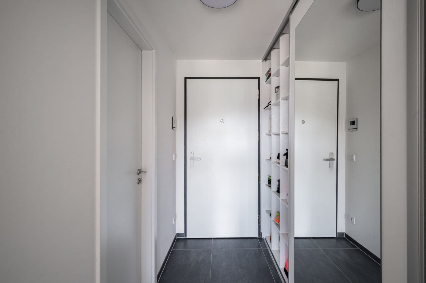 Studio flat for sale, 33 m², Mezi Vodami, Prague, Prague Studio flat for sale, 33 m², Mezi Vodami, Prague, Prague