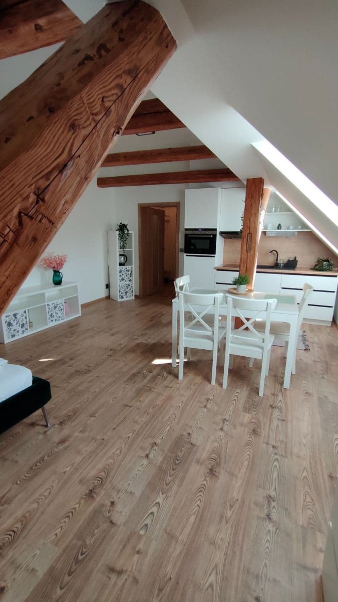 Studio flat for sale, 38 m², Staré Buky, Královéhradecký Region Studio flat for sale, 38 m², Staré Buky, Královéhradecký Region