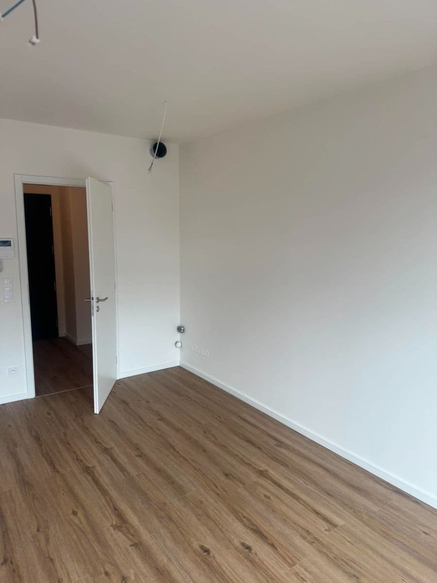 Studio flat for sale, 34 m², Ke křížku, Kladno, Středočeský Region Studio flat for sale, 34 m², Ke křížku, Kladno, Středočeský Region