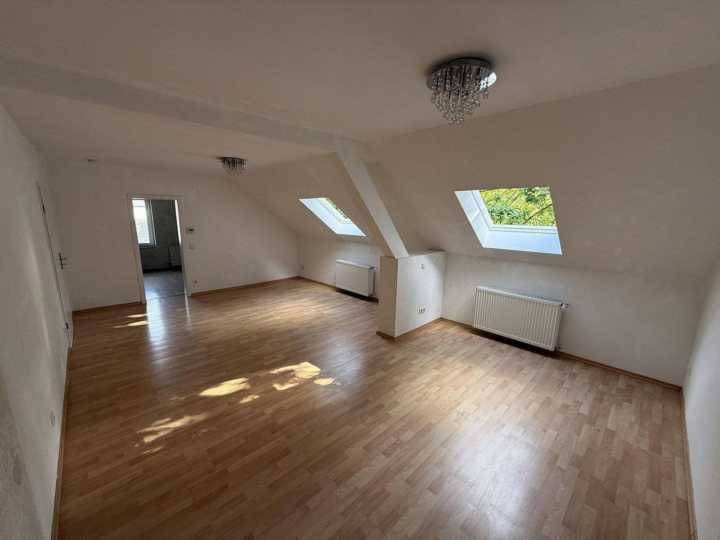 1 bedroom with open-plan kitchen flat to rent, 68 m², Krefeld, North Rhine-Westphalia 1 bedroom with open-plan kitchen flat to rent, 68 m², Krefeld, North Rhine-Westphalia