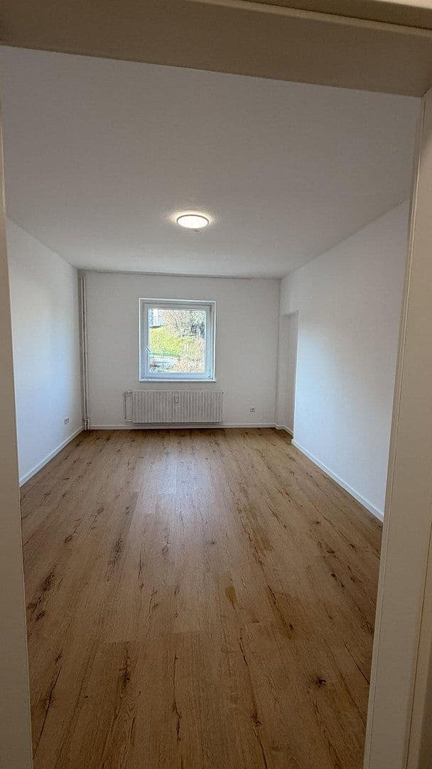 2 bedroom flat to rent, 58 m², Schwarzbach 67, Wuppertal, North Rhine-Westphalia 2 bedroom flat to rent, 58 m², Schwarzbach 67, Wuppertal, North Rhine-Westphalia