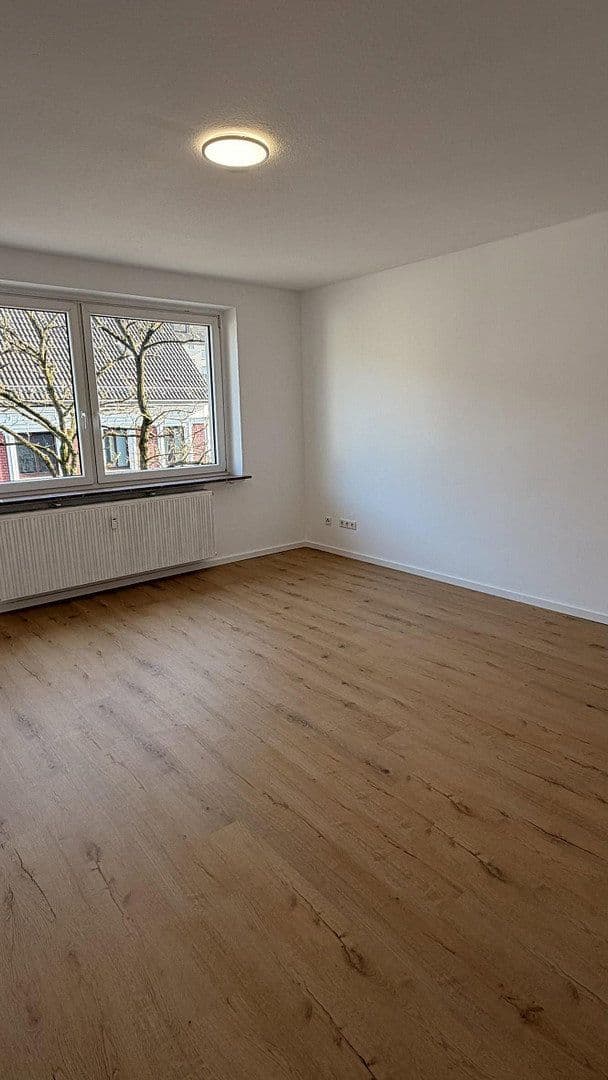 2 bedroom flat to rent, 58 m², Schwarzbach 67, Wuppertal, North Rhine-Westphalia 2 bedroom flat to rent, 58 m², Schwarzbach 67, Wuppertal, North Rhine-Westphalia