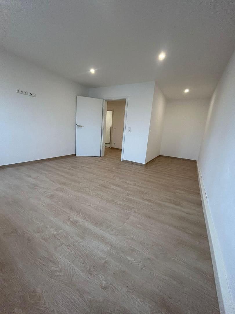 3 bedroom flat to rent, 84 m², Chemnitzer Str. 72, Meerane, Saxony 3 bedroom flat to rent, 84 m², Chemnitzer Str. 72, Meerane, Saxony