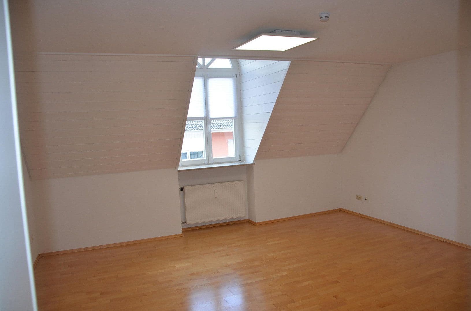 4 bedroom with open-plan kitchen flat to rent, 220 m², Donaueschingen, Baden-Württemberg 4 bedroom with open-plan kitchen flat to rent, 220 m², Donaueschingen, Baden-Württemberg