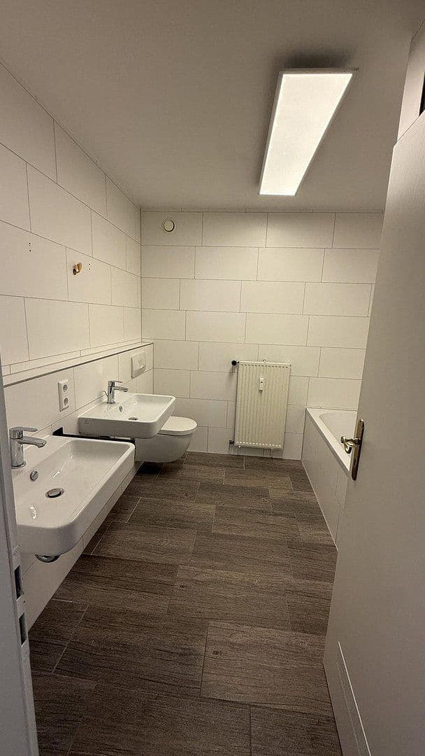 4 bedroom with open-plan kitchen flat to rent, 220 m², Donaueschingen, Baden-Württemberg 4 bedroom with open-plan kitchen flat to rent, 220 m², Donaueschingen, Baden-Württemberg