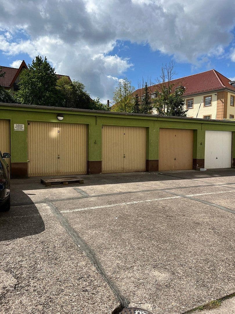 garage to rent, 0 m², Friedrich-Wilhelm-Straße 2, Eschwege, Hesse garage to rent, 0 m², Friedrich-Wilhelm-Straße 2, Eschwege, Hesse