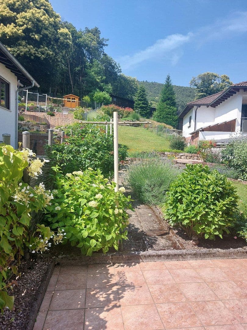 house for sale, 130 m², Stäffelsbergstraße 8a, Dörrenbach, Rhineland-Palatinate house for sale, 130 m², Stäffelsbergstraße 8a, Dörrenbach, Rhineland-Palatinate