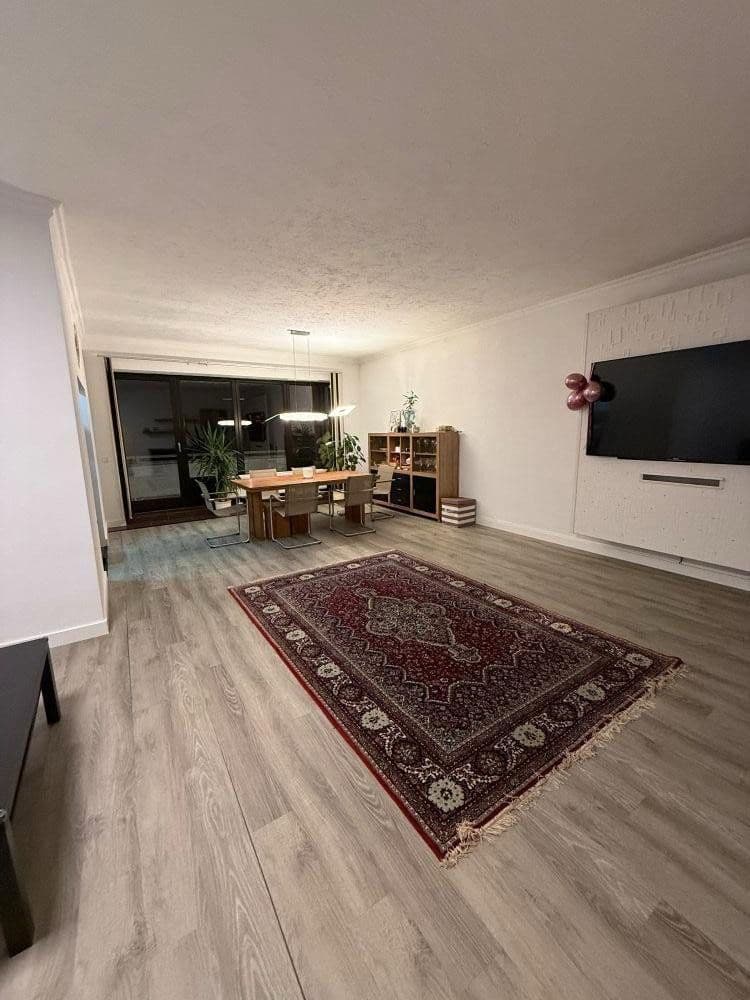 3 bedroom flat for sale, 110 m², Krefeld, North Rhine-Westphalia 3 bedroom flat for sale, 110 m², Krefeld, North Rhine-Westphalia