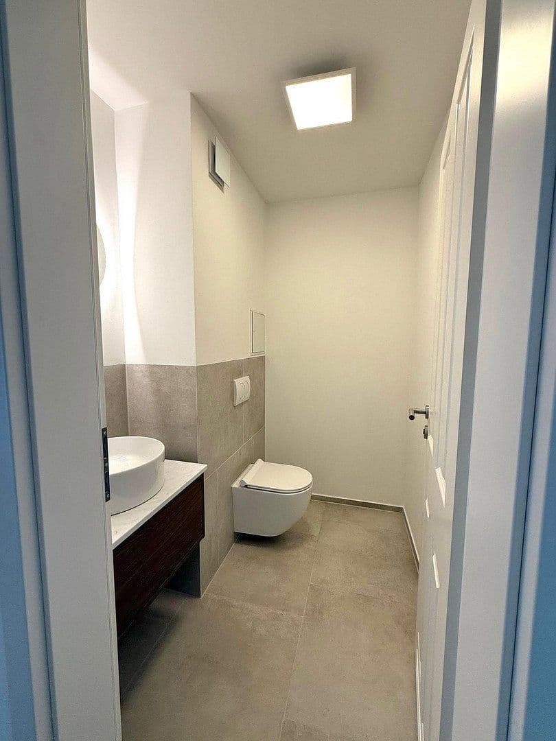 2 bedroom with open-plan kitchen flat to rent, 91 m², Esslingen am Neckar, Baden-Württemberg 2 bedroom with open-plan kitchen flat to rent, 91 m², Esslingen am Neckar, Baden-Württemberg