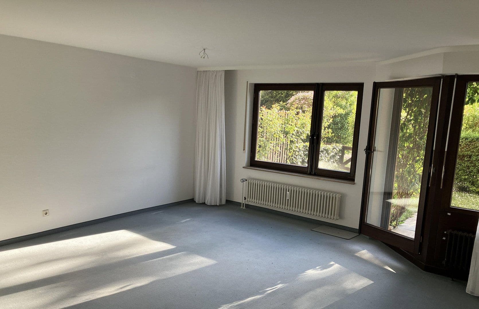 2 bedroom with open-plan kitchen flat to rent, 88 m², Stuttgart, Baden-Württemberg 2 bedroom with open-plan kitchen flat to rent, 88 m², Stuttgart, Baden-Württemberg
