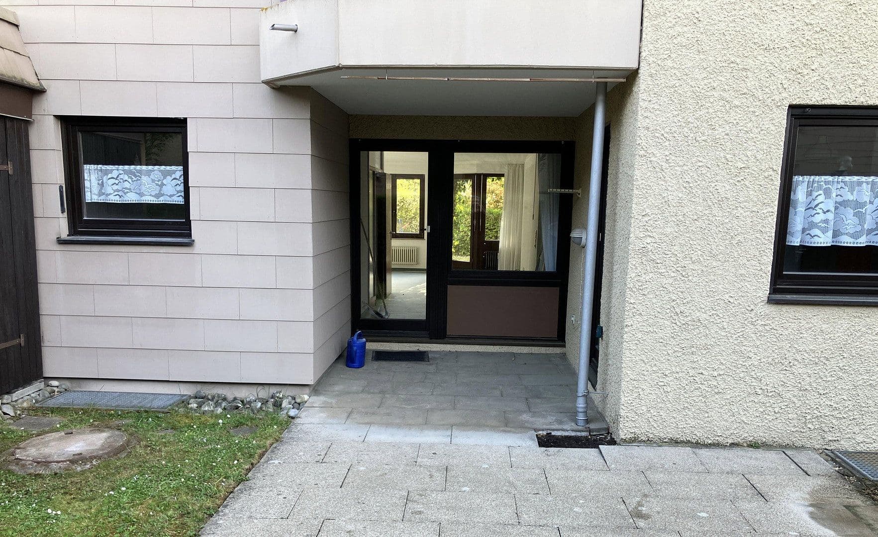 2 bedroom with open-plan kitchen flat to rent, 88 m², Stuttgart, Baden-Württemberg 2 bedroom with open-plan kitchen flat to rent, 88 m², Stuttgart, Baden-Württemberg