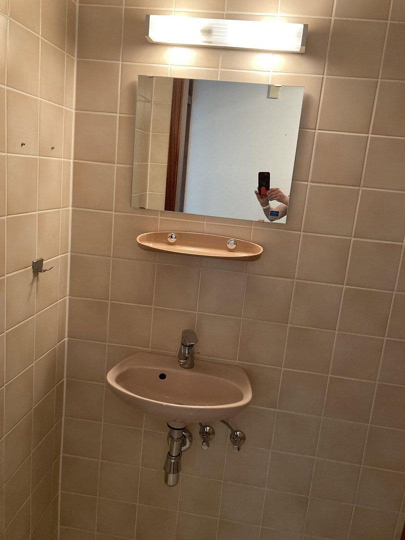 2 bedroom with open-plan kitchen flat to rent, 88 m², Stuttgart, Baden-Württemberg 2 bedroom with open-plan kitchen flat to rent, 88 m², Stuttgart, Baden-Württemberg