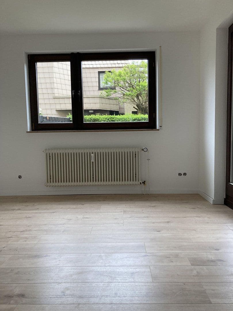2 bedroom with open-plan kitchen flat to rent, 88 m², Stuttgart, Baden-Württemberg 2 bedroom with open-plan kitchen flat to rent, 88 m², Stuttgart, Baden-Württemberg