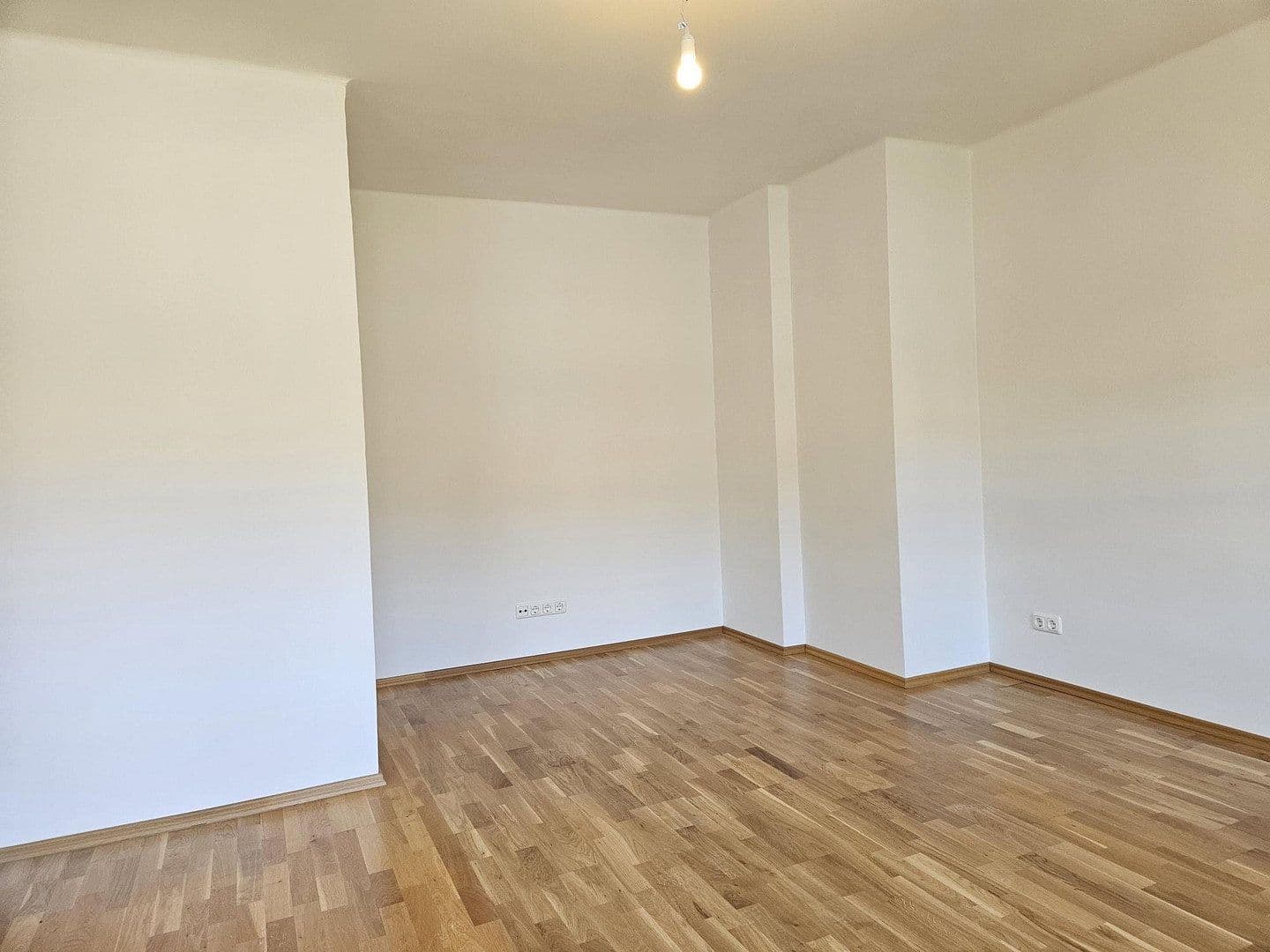 3 bedroom flat to rent, 92 m², Kreuzstraße 11, München, Bavaria 3 bedroom flat to rent, 92 m², Kreuzstraße 11, München, Bavaria