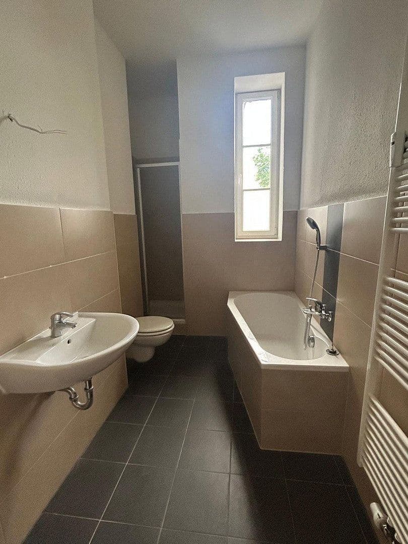 4 bedroom flat to rent, 103 m², Paracelsusstraße 2c, Halle, Saxony-Anhalt 4 bedroom flat to rent, 103 m², Paracelsusstraße 2c, Halle, Saxony-Anhalt
