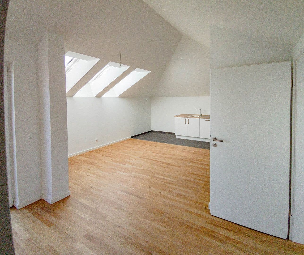 3 bedroom flat to rent, 118 m², Karolinenstr. 22, Fürth, Bavaria 3 bedroom flat to rent, 118 m², Karolinenstr. 22, Fürth, Bavaria