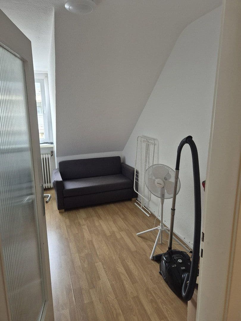 3 bedroom flat to rent, 61 m², Ludwig-Wolker Str 3, Düsseldorf, North Rhine-Westphalia 3 bedroom flat to rent, 61 m², Ludwig-Wolker Str 3, Düsseldorf, North Rhine-Westphalia