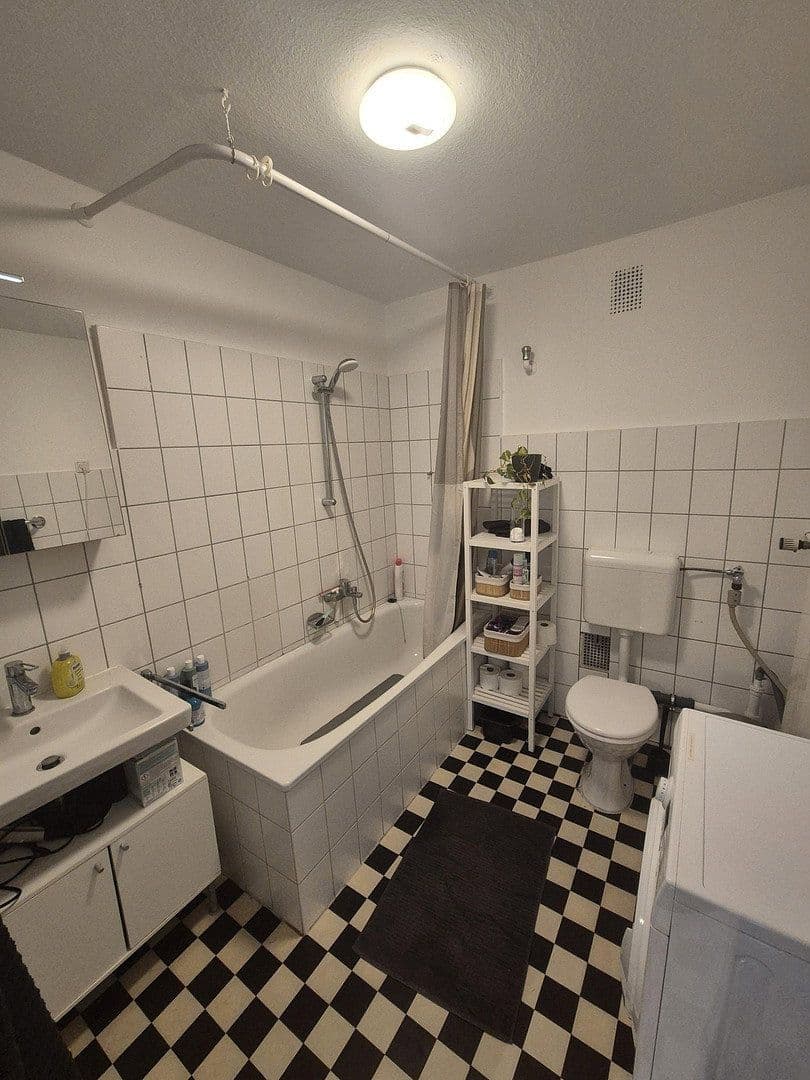 3 bedroom flat to rent, 61 m², Ludwig-Wolker Str 3, Düsseldorf, North Rhine-Westphalia 3 bedroom flat to rent, 61 m², Ludwig-Wolker Str 3, Düsseldorf, North Rhine-Westphalia