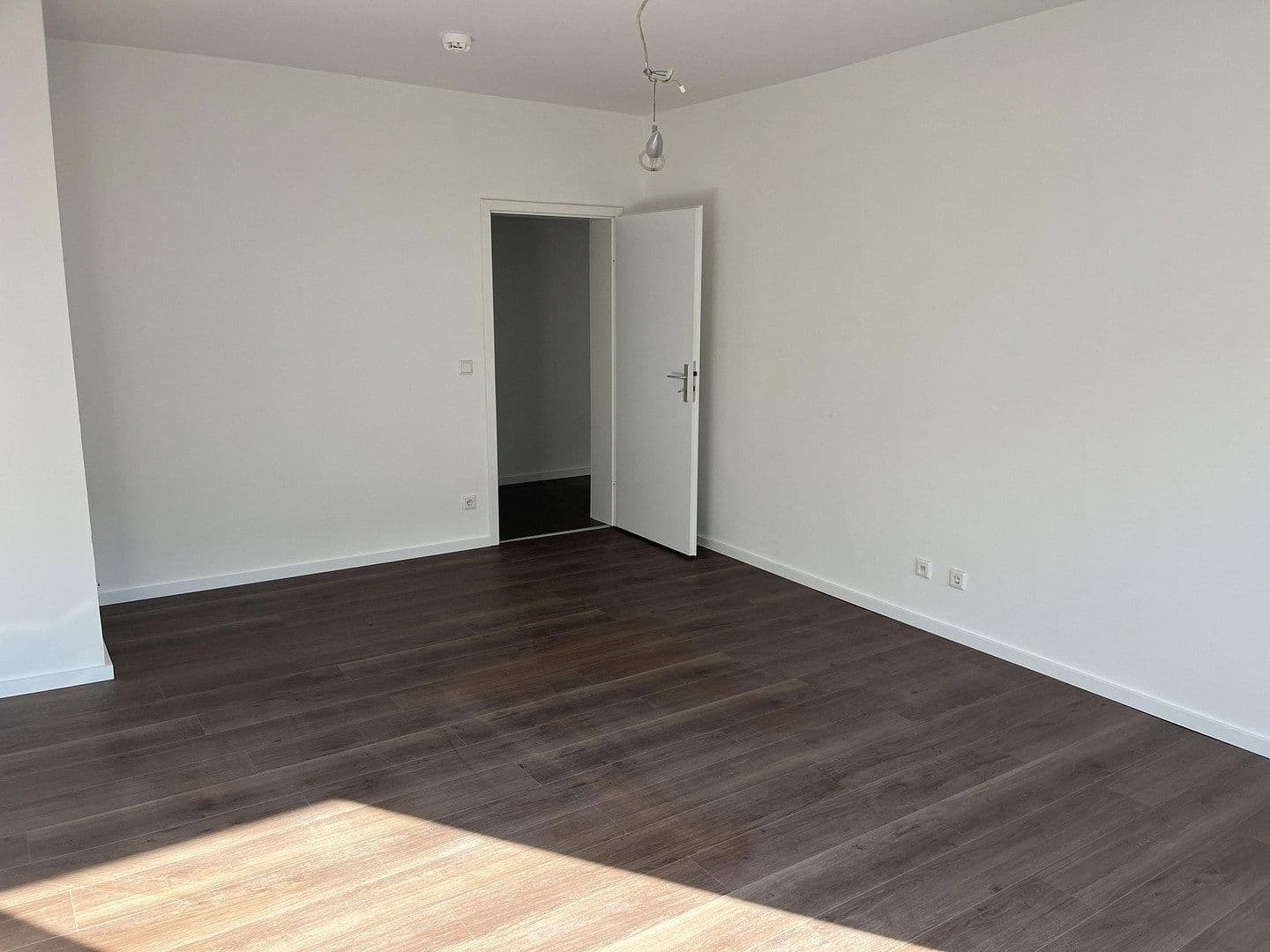 2 bedroom with open-plan kitchen flat to rent, 92 m², St.-Anton-Str. 21, Krefeld, North Rhine-Westphalia 2 bedroom with open-plan kitchen flat to rent, 92 m², St.-Anton-Str. 21, Krefeld, North Rhine-Westphalia