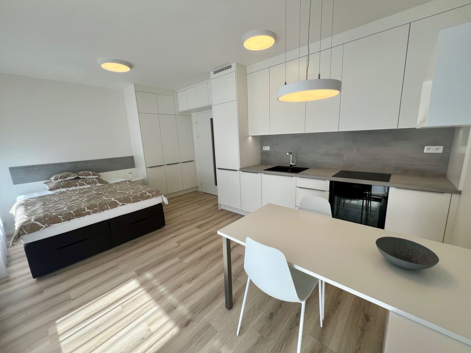 Studio flat to rent, 35 m², Hodkovická, Prague, Prague Studio flat to rent, 35 m², Hodkovická, Prague, Prague