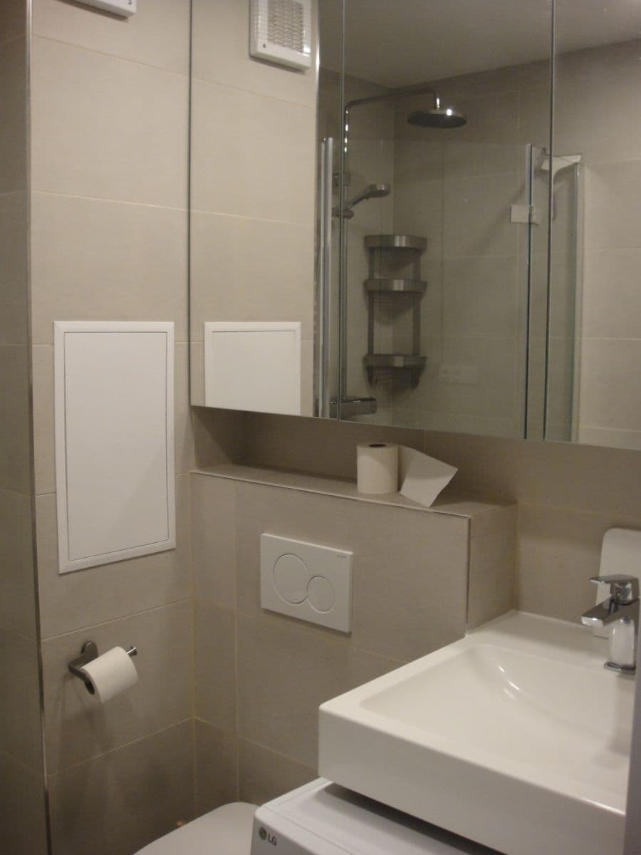 1 bedroom with open-plan kitchen flat to rent, 40 m², Za vodojemem, Olomouc, Olomoucký Region 1 bedroom with open-plan kitchen flat to rent, 40 m², Za vodojemem, Olomouc, Olomoucký Region