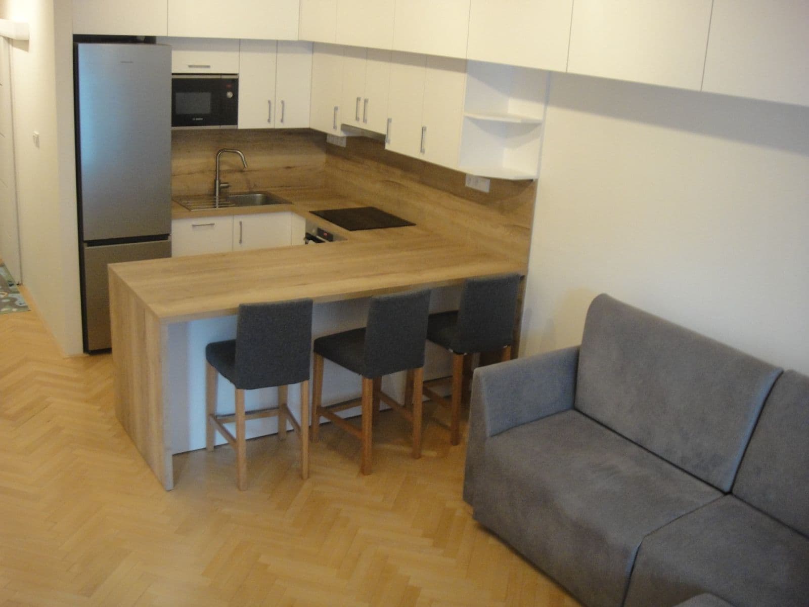 1 bedroom with open-plan kitchen flat to rent, 40 m², Za vodojemem, Olomouc, Olomoucký Region 1 bedroom with open-plan kitchen flat to rent, 40 m², Za vodojemem, Olomouc, Olomoucký Region