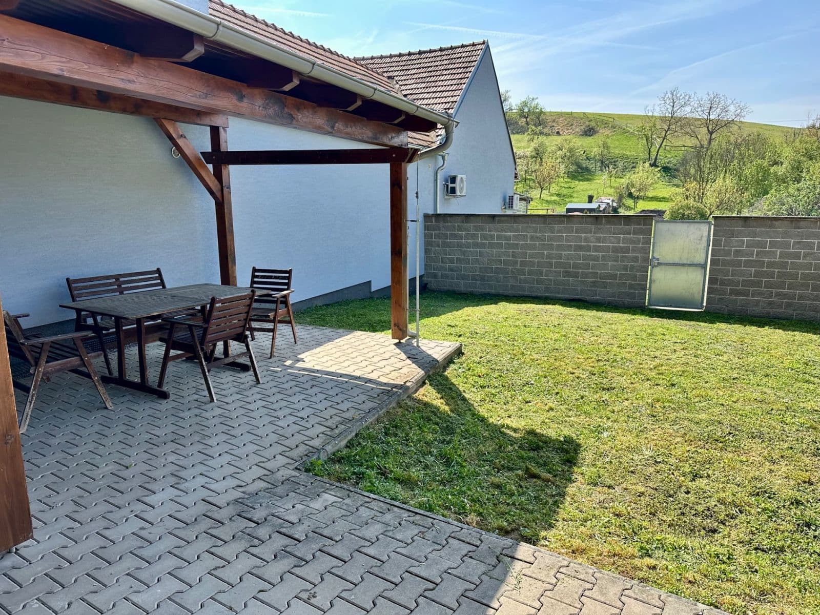 house to rent, 160 m², Rousínov, Jihomoravský Region house to rent, 160 m², Rousínov, Jihomoravský Region