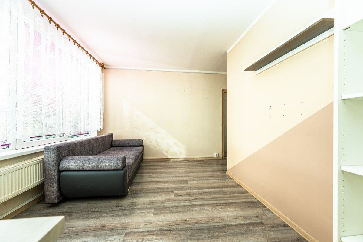 1 bedroom with open-plan kitchen flat for sale, 38 m², Poznaňská, Prague, Prague 1 bedroom with open-plan kitchen flat for sale, 38 m², Poznaňská, Prague, Prague