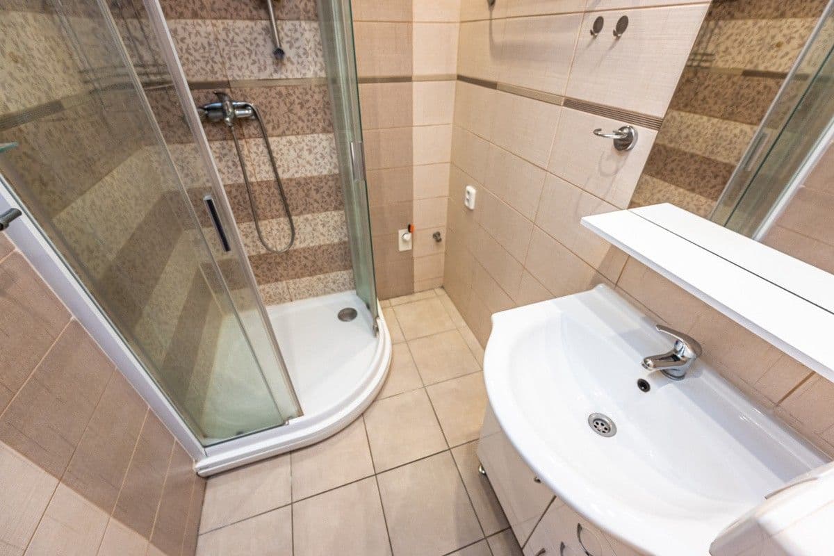 1 bedroom with open-plan kitchen flat for sale, 38 m², Poznaňská, Prague, Prague 1 bedroom with open-plan kitchen flat for sale, 38 m², Poznaňská, Prague, Prague