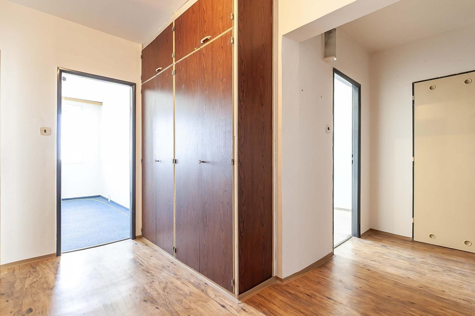 2 bedroom with open-plan kitchen flat for sale, 62 m², Nad Lesním divadlem, Prague, Prague 2 bedroom with open-plan kitchen flat for sale, 62 m², Nad Lesním divadlem, Prague, Prague