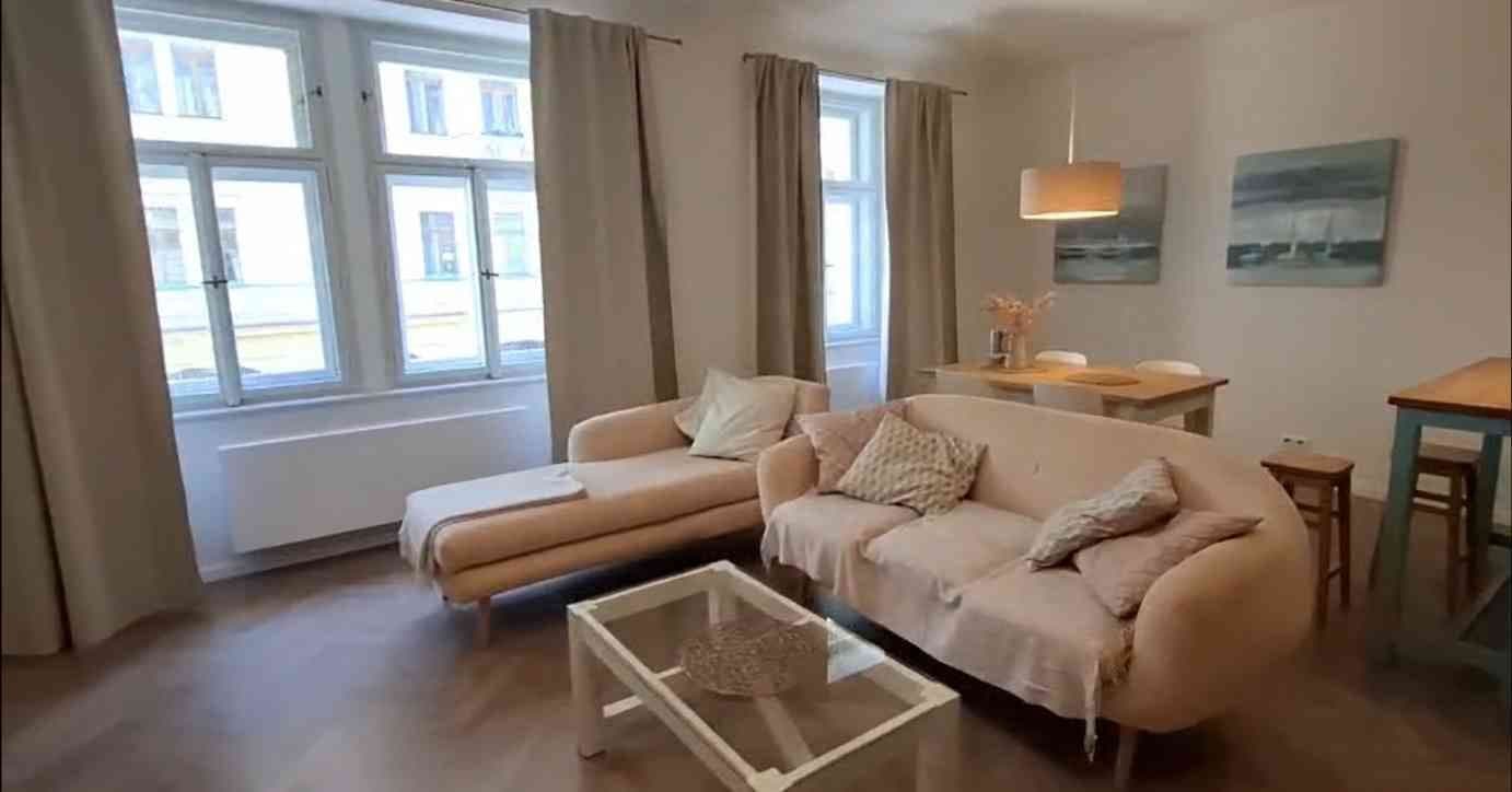 1 bedroom with open-plan kitchen flat to rent, 84 m², Valentinská, Prague, Prague 1 bedroom with open-plan kitchen flat to rent, 84 m², Valentinská, Prague, Prague