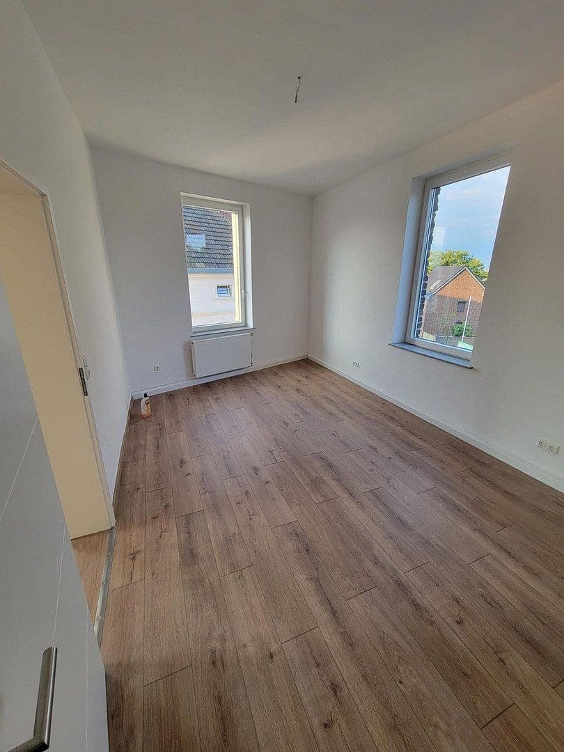 3 bedroom flat to rent, 85 m², Kölnstraße 176, Brühl, North Rhine-Westphalia 3 bedroom flat to rent, 85 m², Kölnstraße 176, Brühl, North Rhine-Westphalia