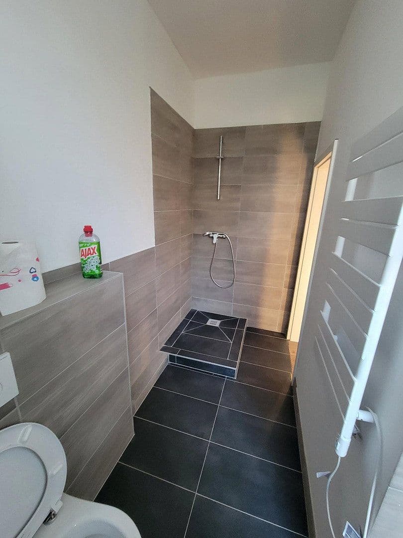 3 bedroom flat to rent, 85 m², Kölnstraße 176, Brühl, North Rhine-Westphalia 3 bedroom flat to rent, 85 m², Kölnstraße 176, Brühl, North Rhine-Westphalia
